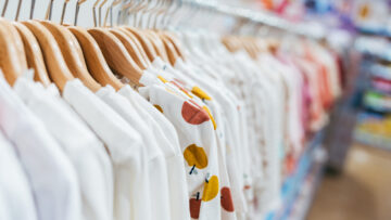 Dressing Baby Through the Seasons: A Guide to Choosing the Right Baby Clothes